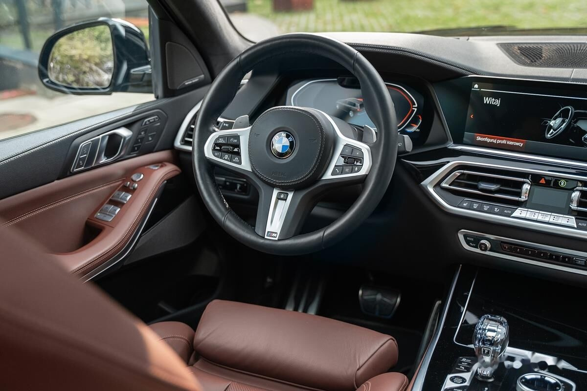 차량 BMW X7 xDrive40d : 사진 9