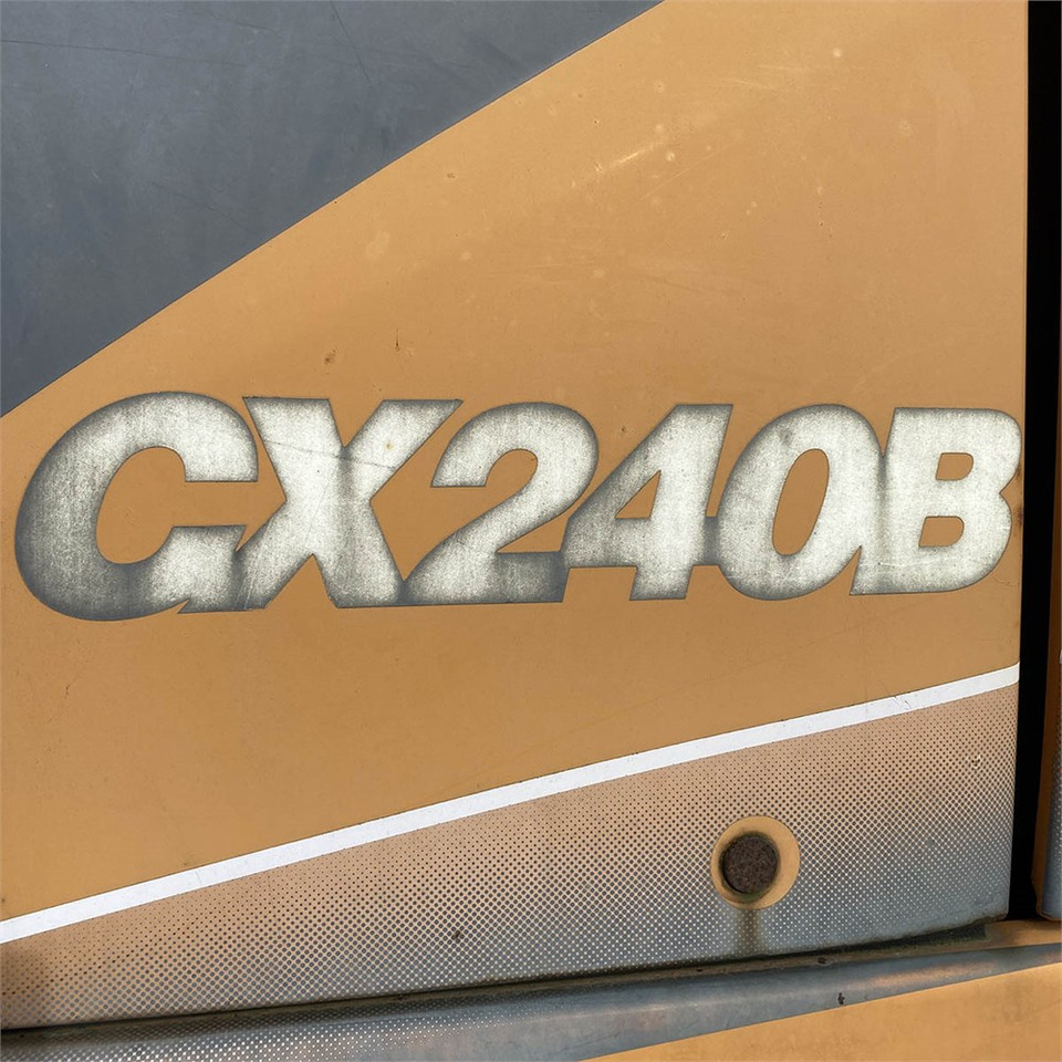 크롤러 굴삭기 Case CX240 B : 사진 43
