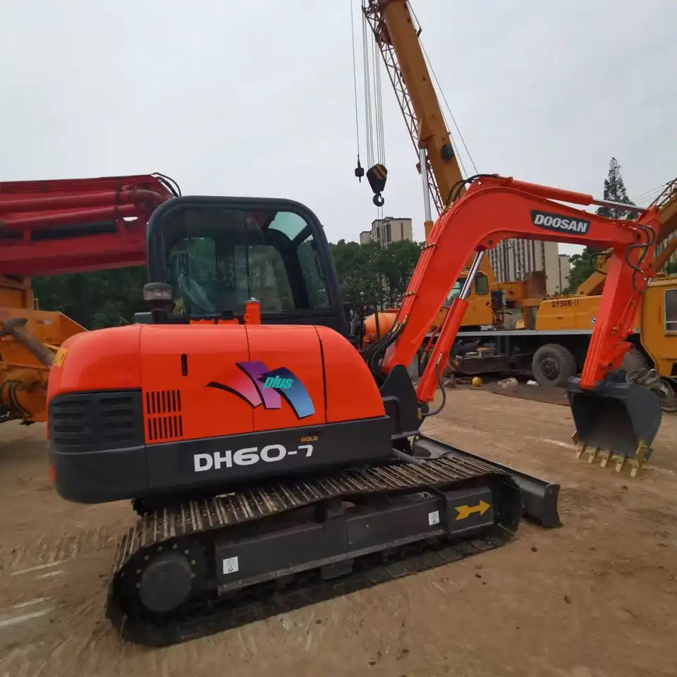 미니 굴삭기 DOOSAN DH60 Korean track excavator digger 6 tons : 사진 2