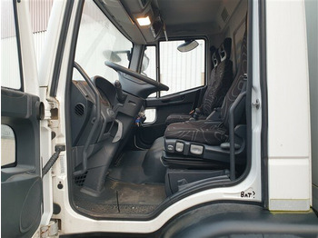 박스 트럭 EuroCargo ML140E28 4x2 EuroCargo ML140E28 4x2, 41 cbm : 사진 5