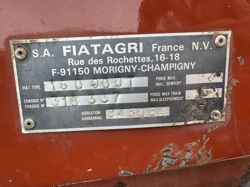 장궤형 트랙터 Fiat 160-90DT : 사진 17