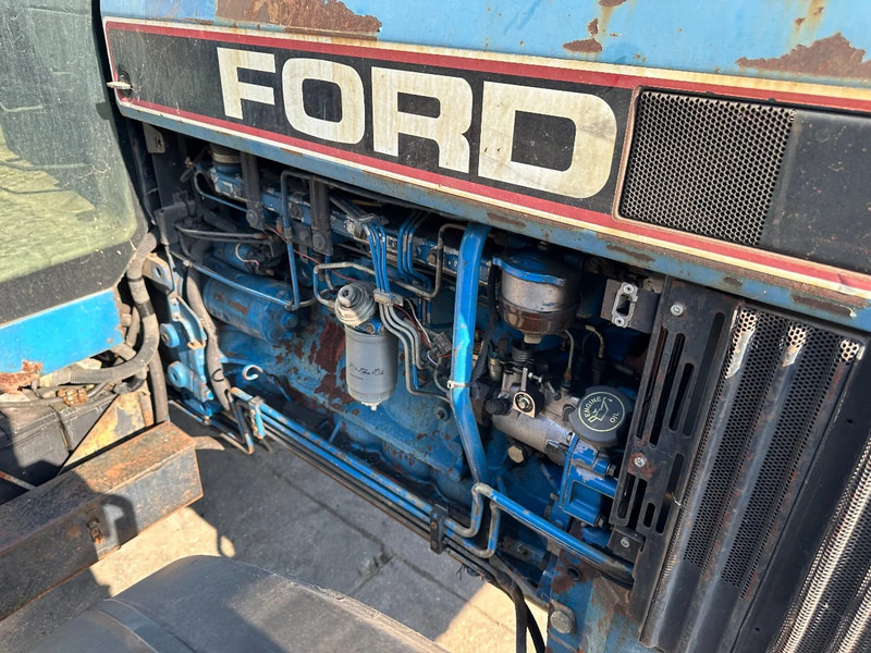 장궤형 트랙터 Ford 7840 Powerstar SLE : 사진 10
