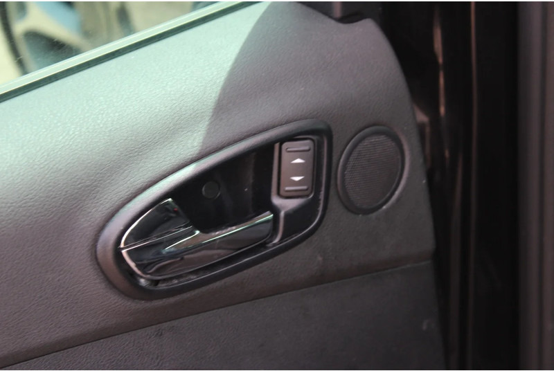 차량 Ford Galaxy 1.8 tdci + 7 persons + manual : 사진 14