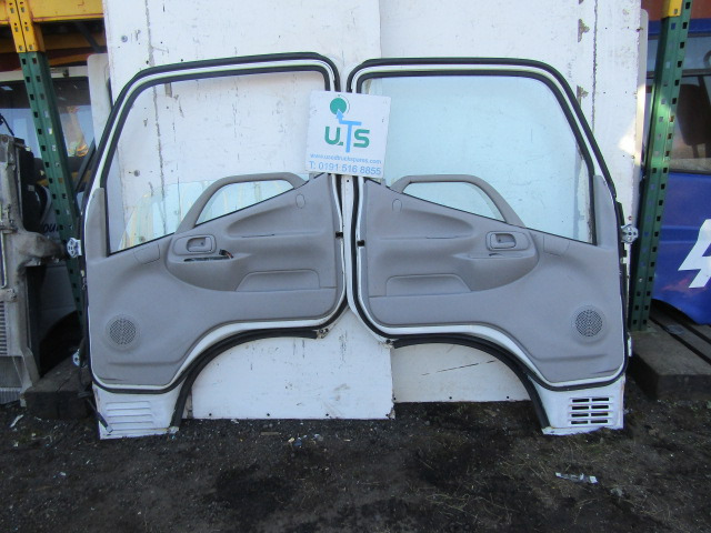 운전실 및 내부 트럭 용 HINO 300 SERIES COMPLETE DOORS : 사진 2