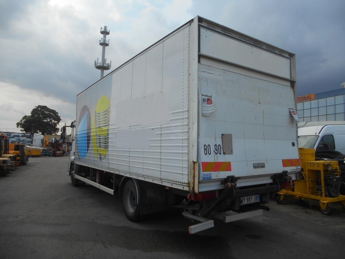박스 트럭 Iveco Eurocargo 140E25 : 사진 2