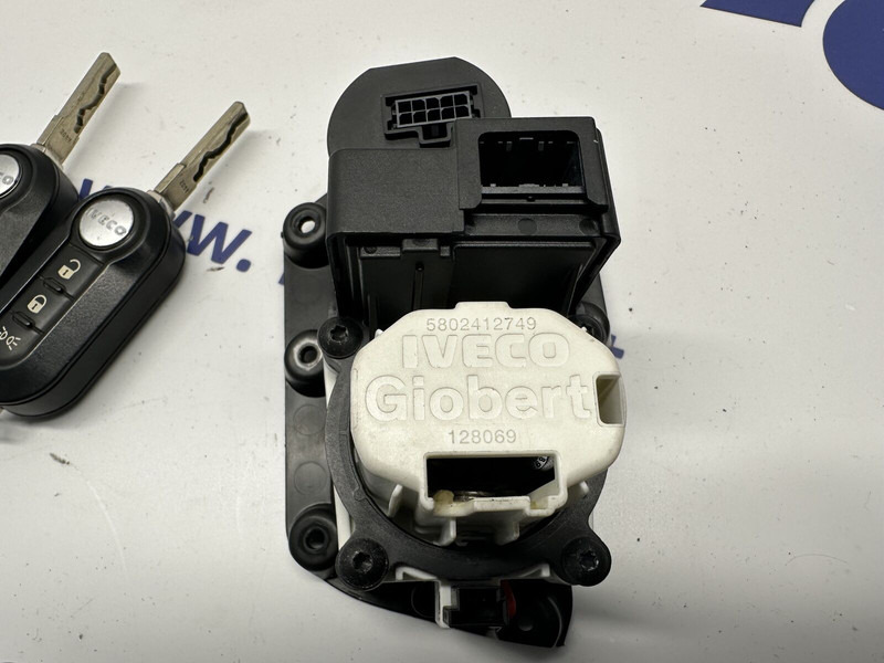 예비 부속 트럭 용 Iveco ignition lock with keys : 사진 5