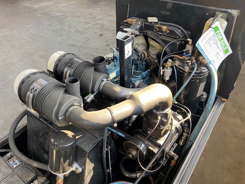 공기 압축기 Kubota Sullair 15.5 kW 7 bar 2000 L / min Diesel Schroefcompressor : 사진 7