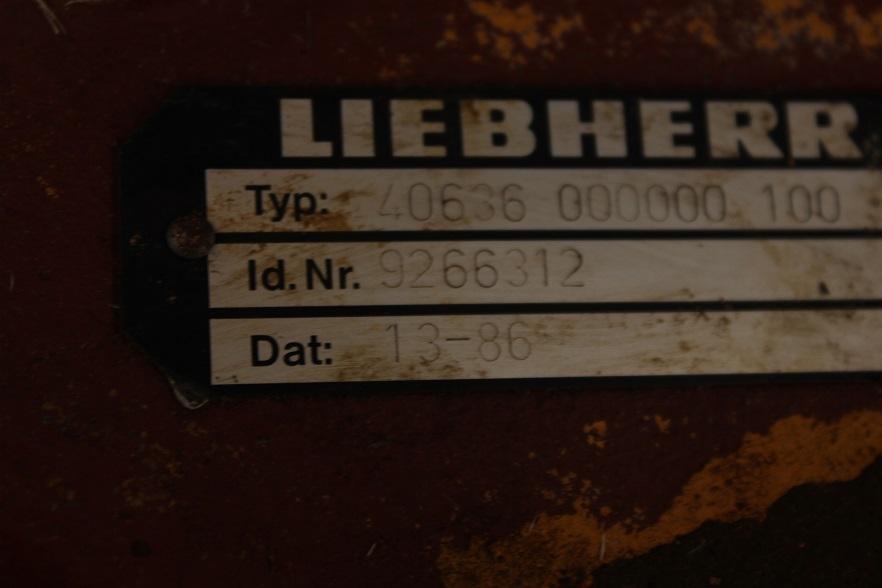 파이널 드라이브 건설기계 용 Liebherr LR 631 : 사진 4