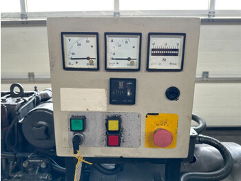 발전기 세트 Lister LP 460 AC 15 kVA generatorset : 사진 3