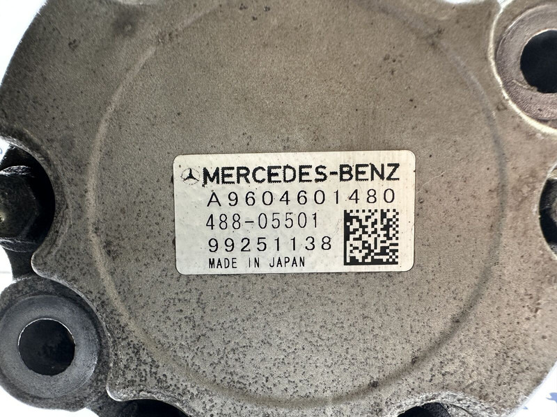 스티어링 펌프 트럭 용 Mercedes-Benz power steering pump : 사진 6