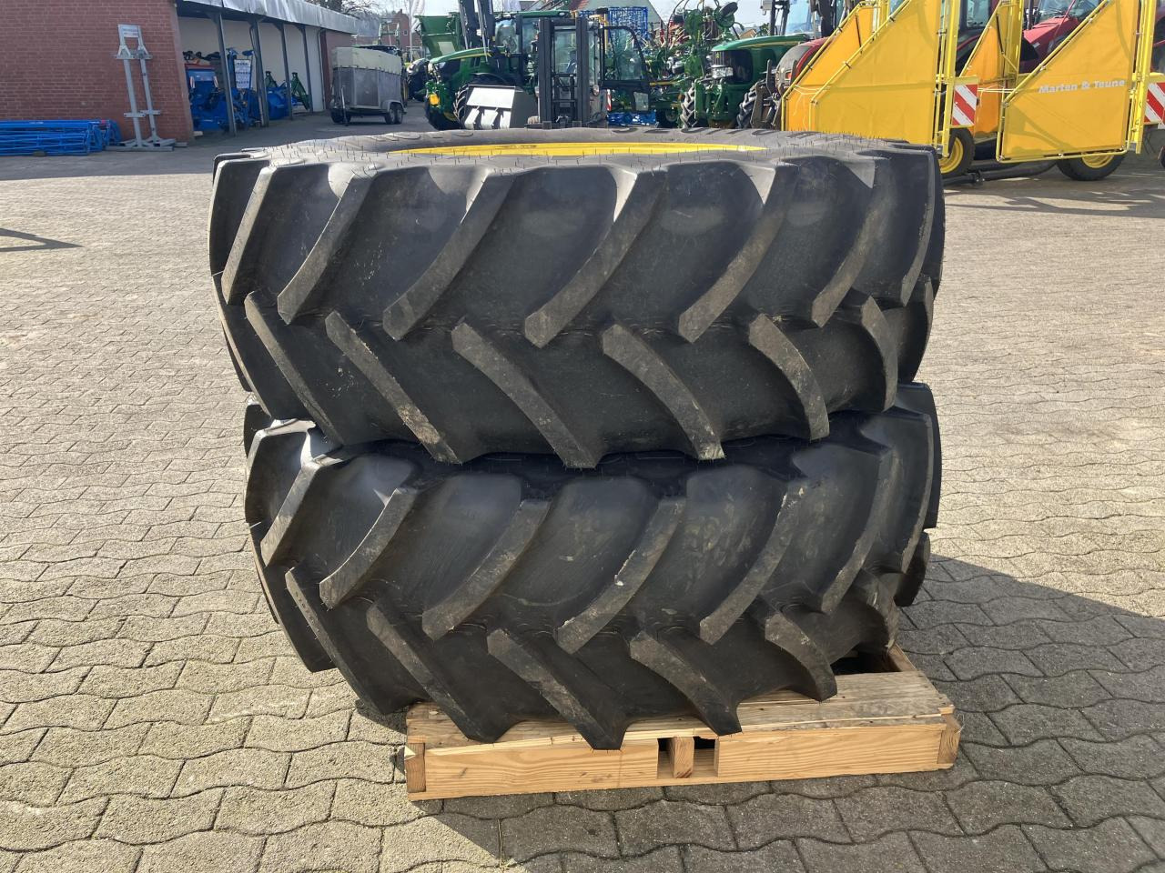 타이어 농업용 기계 용 Mitas 520/70R38 : 사진 4