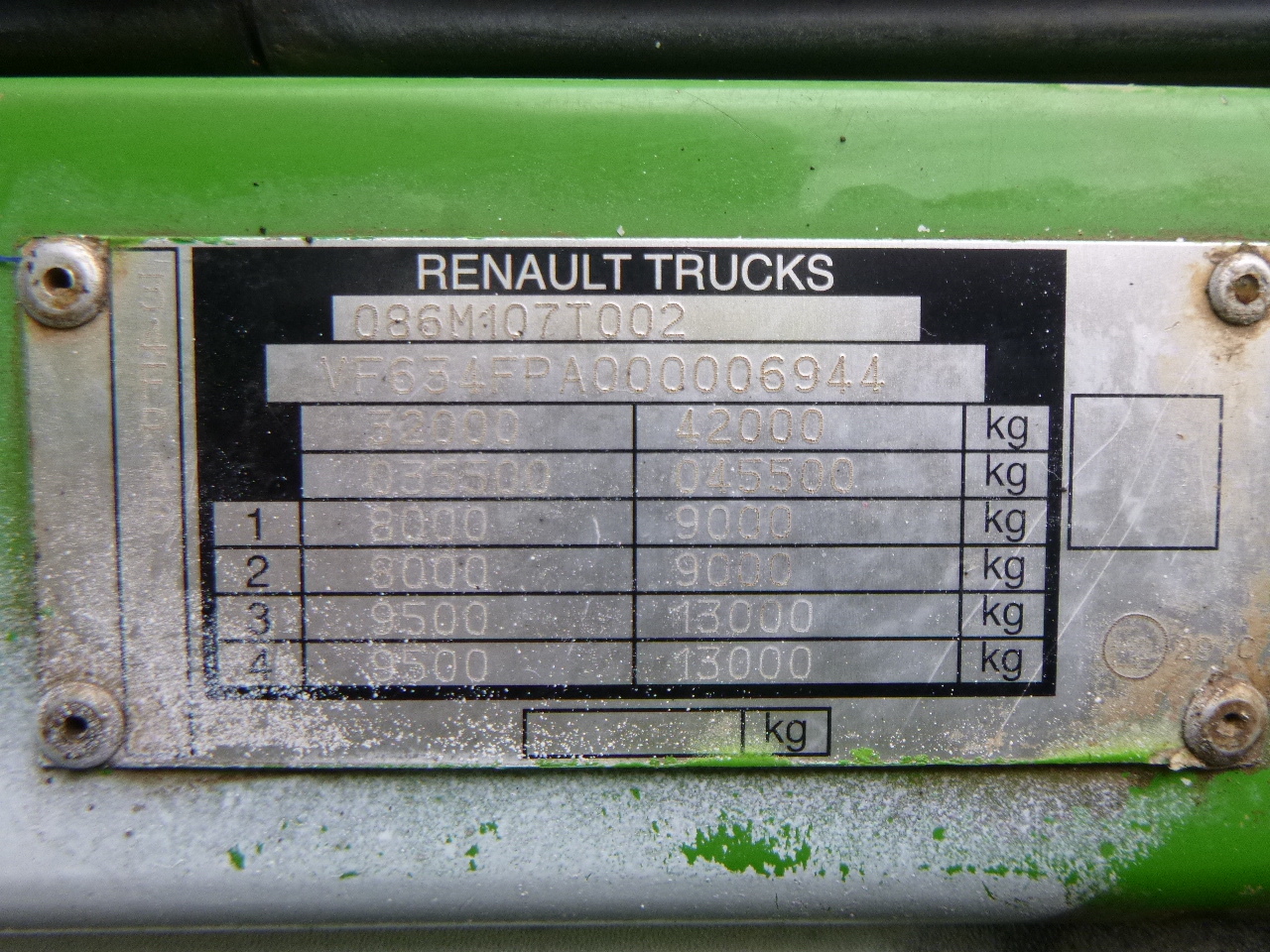 덤프트럭 Renault Kerax 430.42 dxi 8x4 RHD tipper 16 m3 : 사진 20