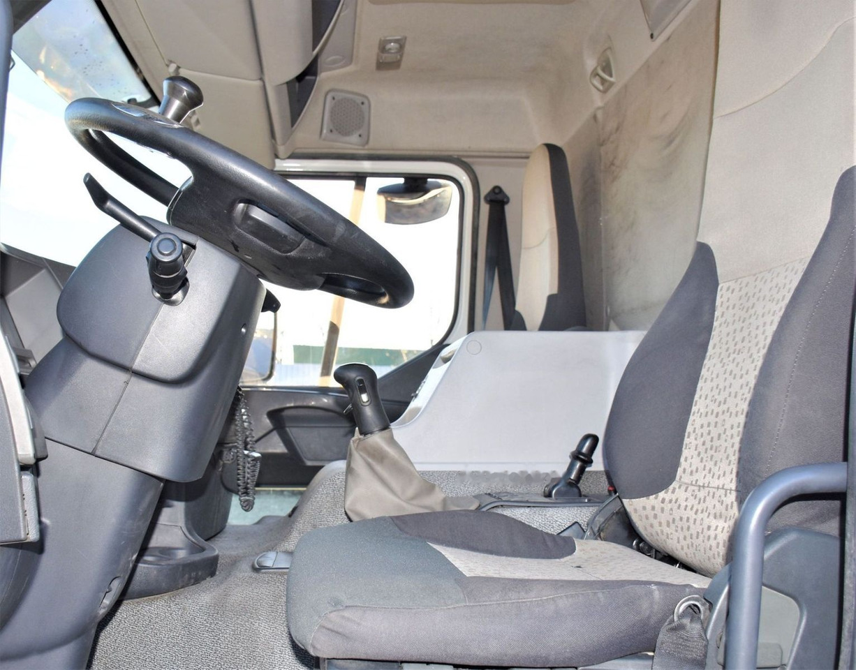 드롭사이드/ 플랫베드 트럭, 크레인 트럭 Renault Premium 370 : 사진 9