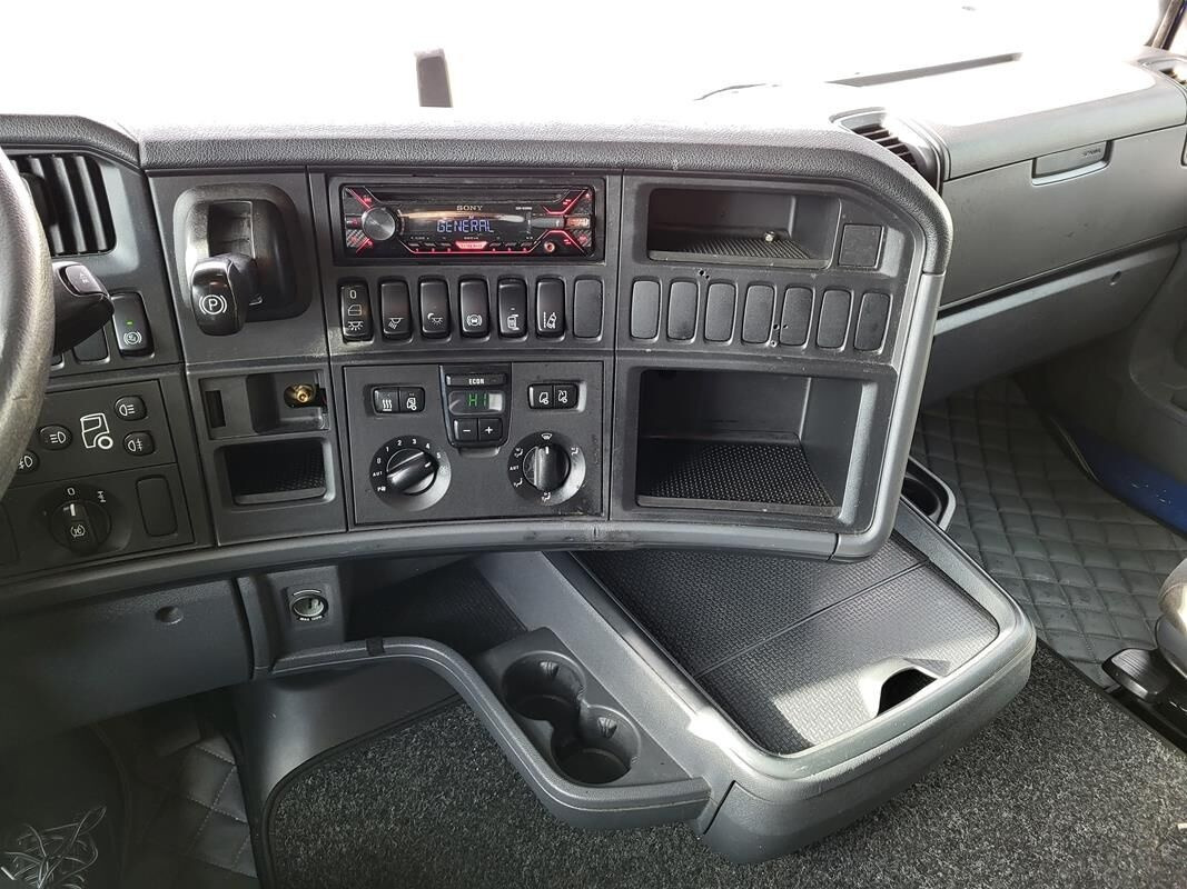 트랙터 유닛 Scania R450 Low Deck, MEGA : 사진 12