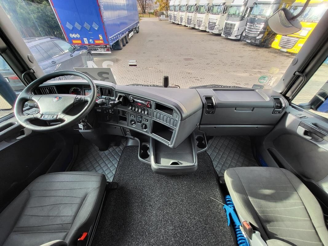 트랙터 유닛 Scania R450 Low Deck, MEGA : 사진 10