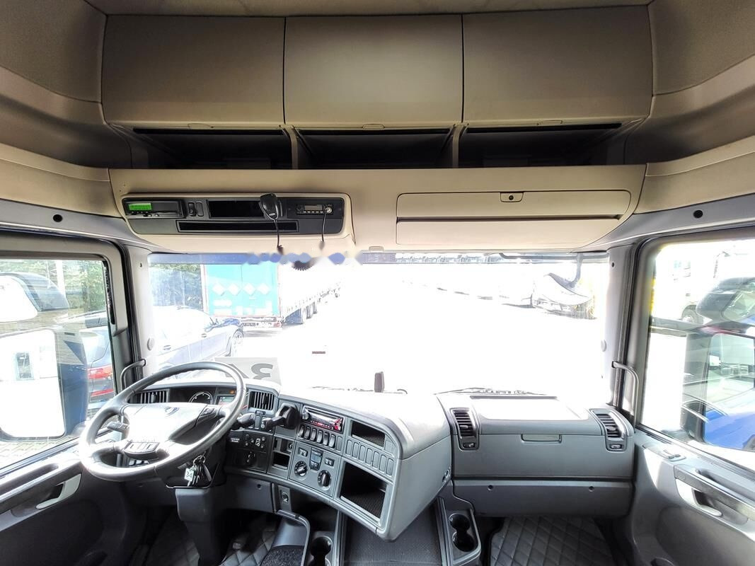 트랙터 유닛 Scania R450 Low Deck, MEGA : 사진 11