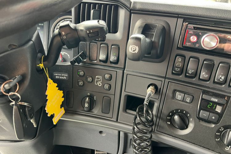트랙터 유닛 Scania R500 V8 4x2 : 사진 10