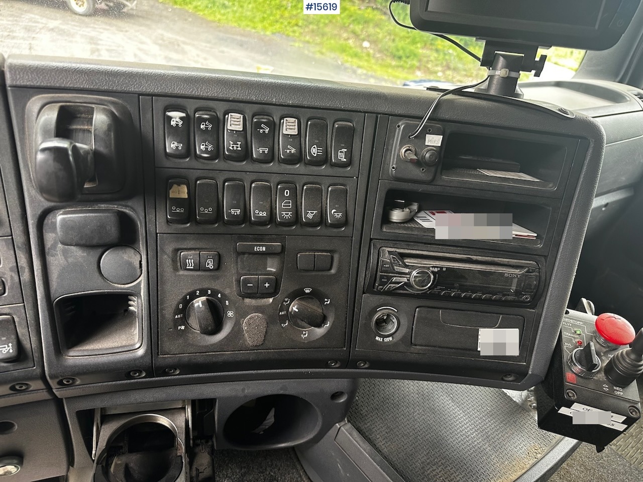 덤프트럭 Scania R620 : 사진 25