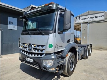 캡 새시 트럭 MERCEDES-BENZ Arocs