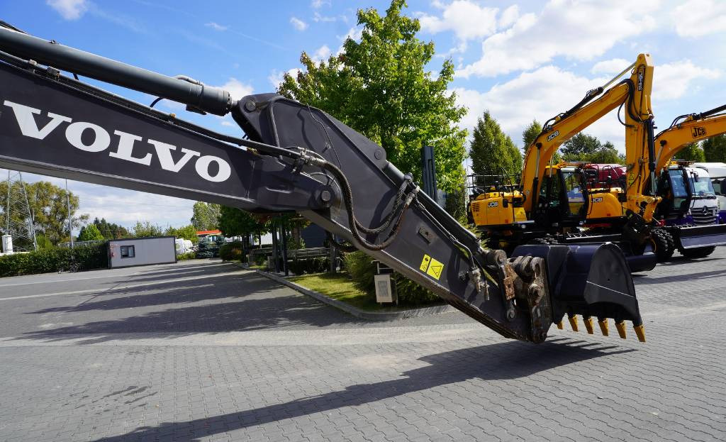 리스 Volvo Crawler excavator EC220 DL  Volvo Crawler excavator EC220 DL : 사진 17