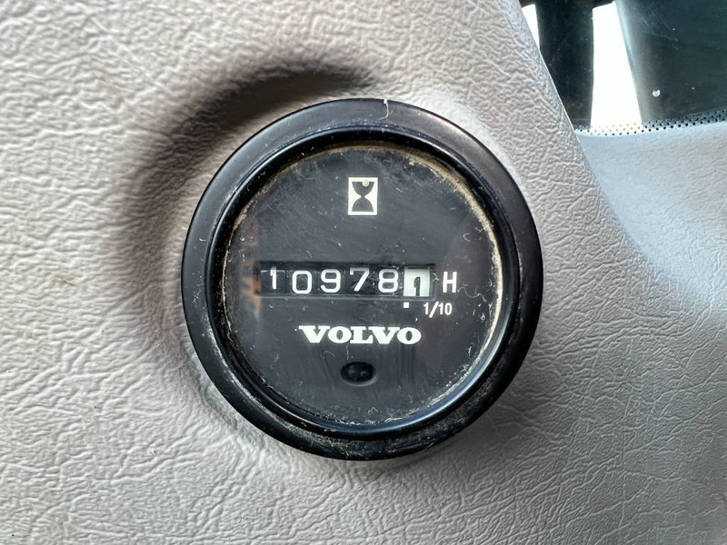 휠 굴삭기 Volvo EW140D - Excellent Condition / Tilting Bucket : 사진 19