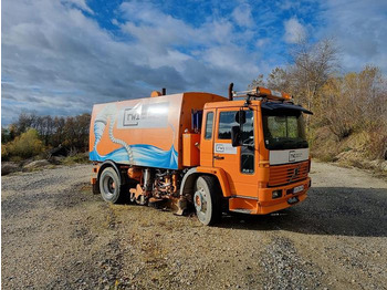 Volvo FL 6 mit Boschung SB7000 Kehrmaschine - 거리 청소 차량