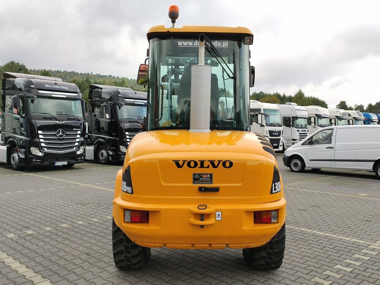 휠 로더 Volvo L30B PRO : 사진 24