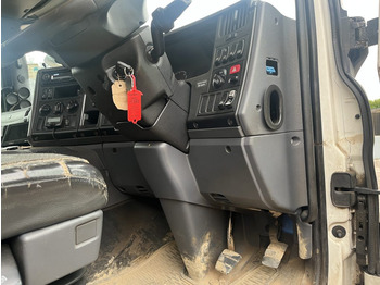 Scania P400 8X4 - 드롭사이드/ 플랫베드 트럭 : 사진 3