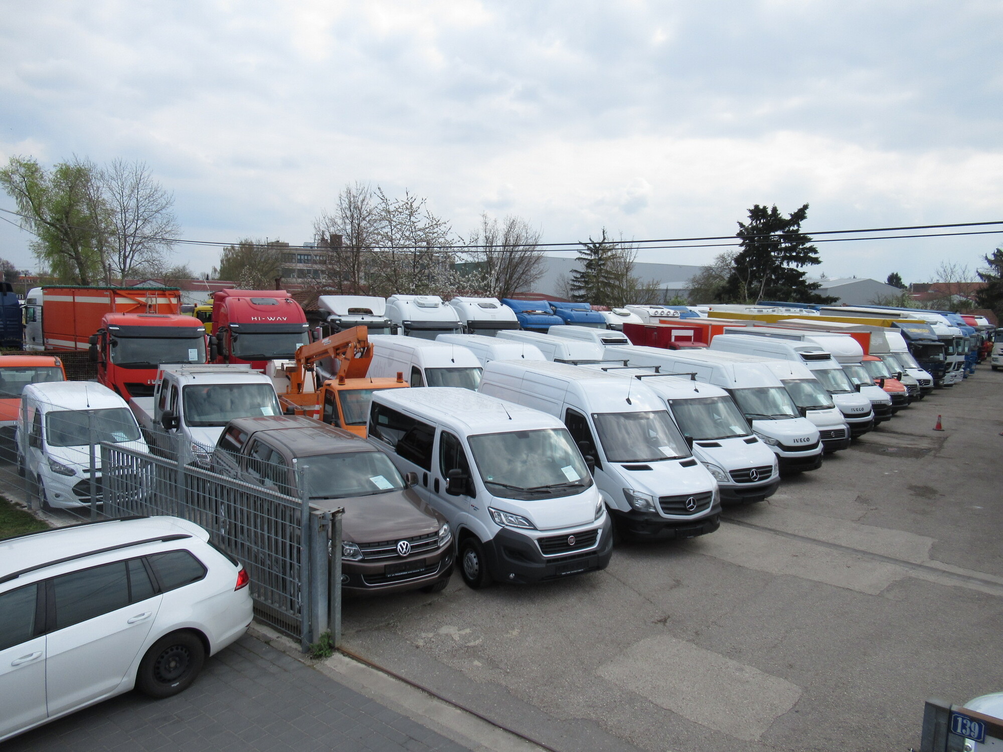 AutoStratis - 밴 - 4x4, 유로 6, 테일 리프트 undefined : 사진 6