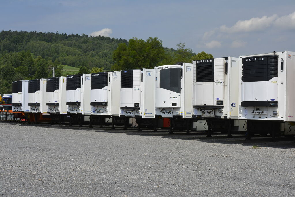 DUETDUDA - 트랙터 유닛 undefined : 사진 4