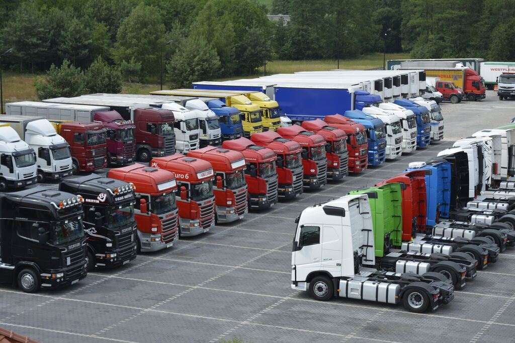 DUETDUDA - 트랙터 유닛 undefined : 사진 24