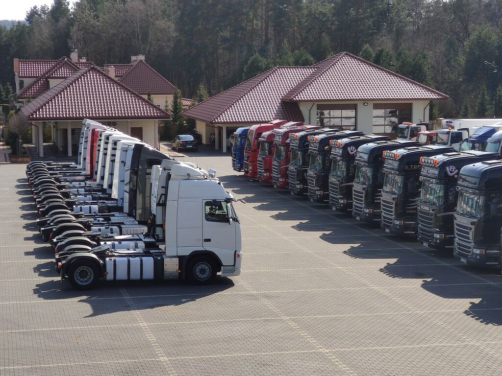 DUETDUDA - 트랙터 유닛 undefined : 사진 23