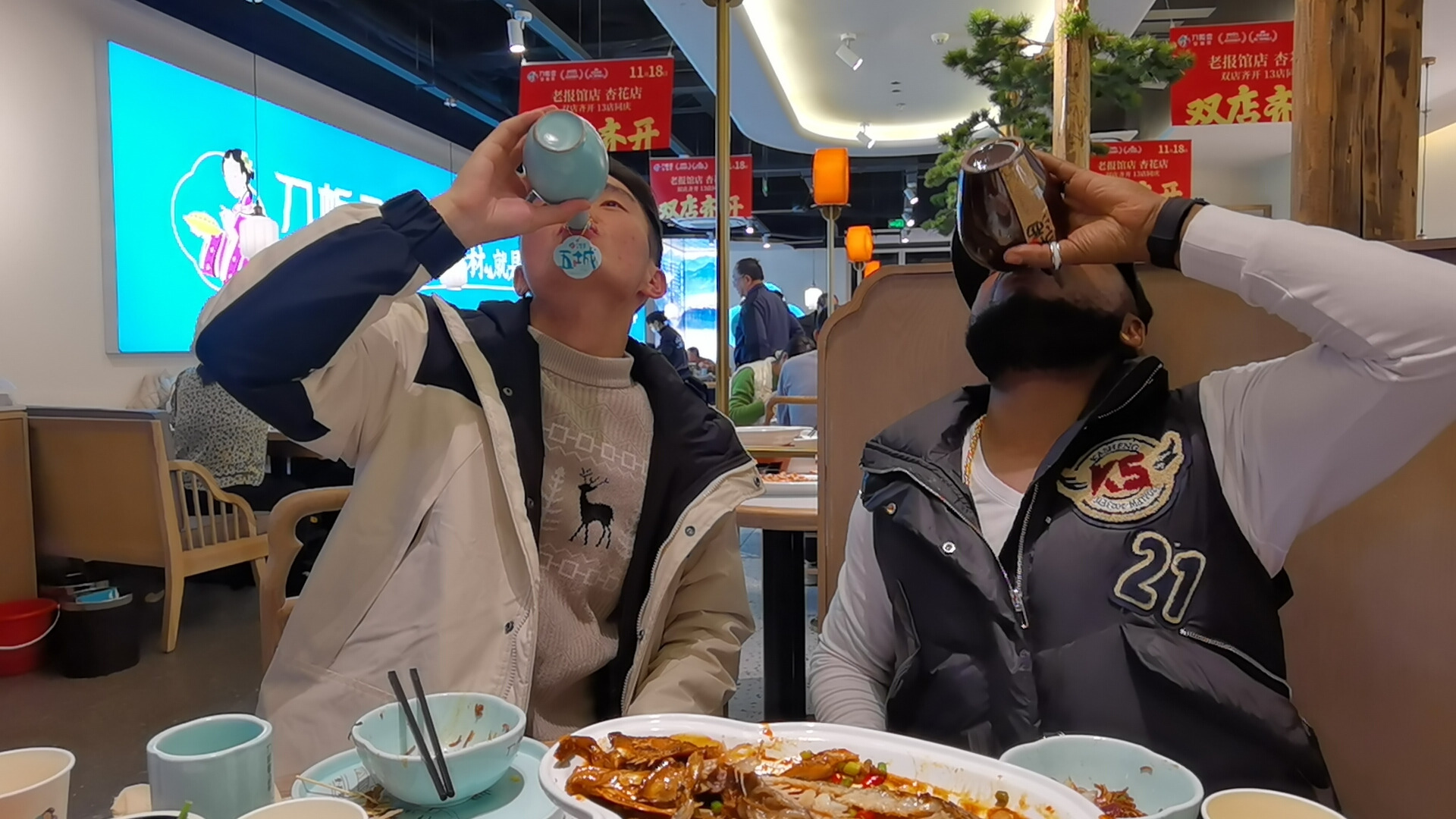 Toaks International Trading Company - 트럭 - 8x4, 유로 3, 에어컨 undefined : 사진 8