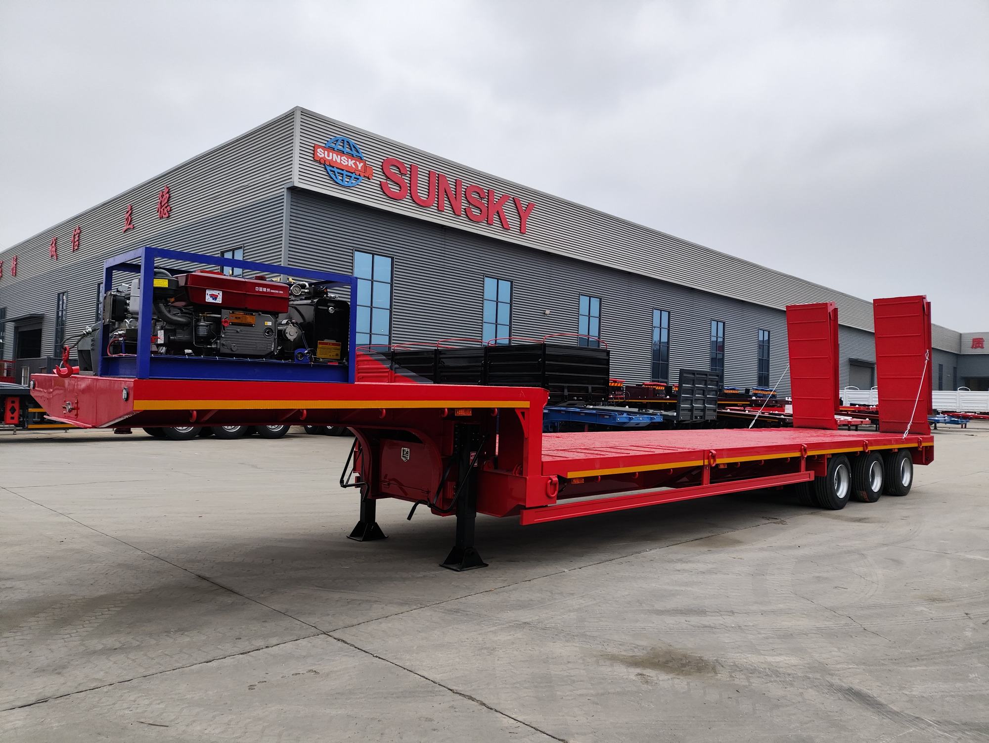 Xiamen Sunsky Vehicle Co.,Ltd - 트럭 SINOTRUK HOWO - 기어박스: 수동 undefined : 사진 15
