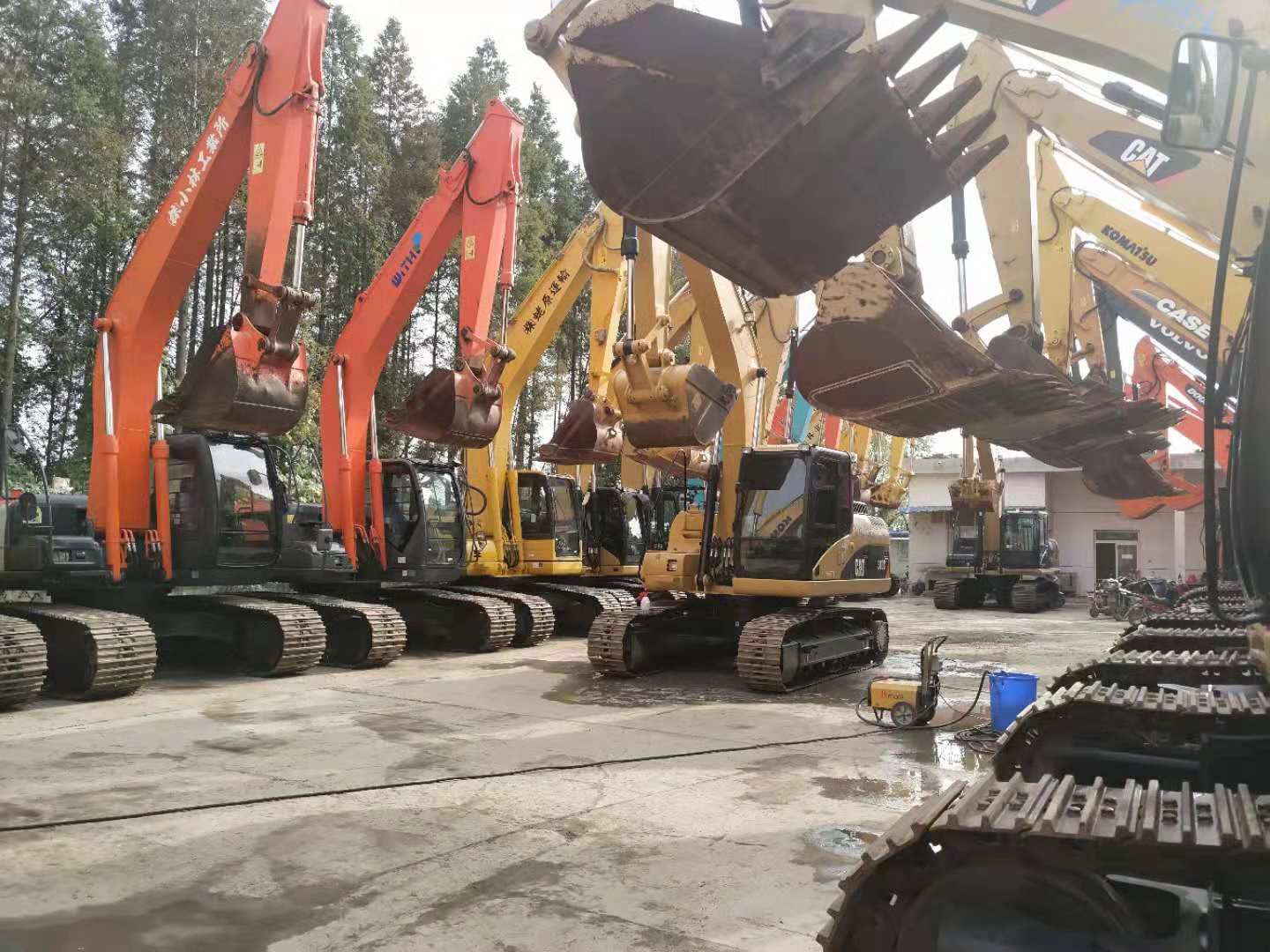 Shanghai Walila Engineering Machinery Co., Ltd. - 건설기계 KOMATSU - 년: 2023 undefined : 사진 9