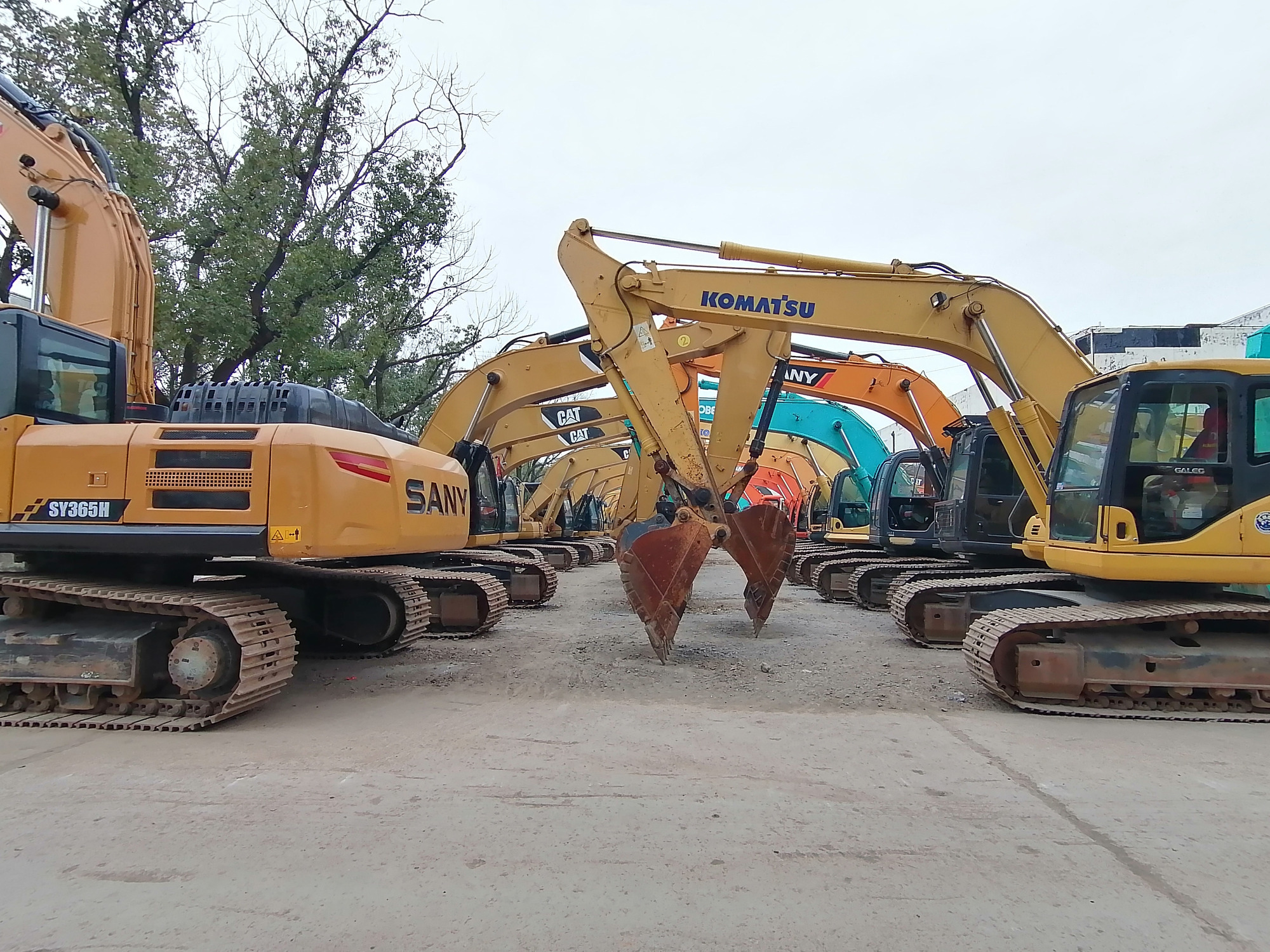 Qingdao Higher Weight Trade Co. LTD - 트럭 - 신구, 유로 3, 디젤 undefined : 사진 6