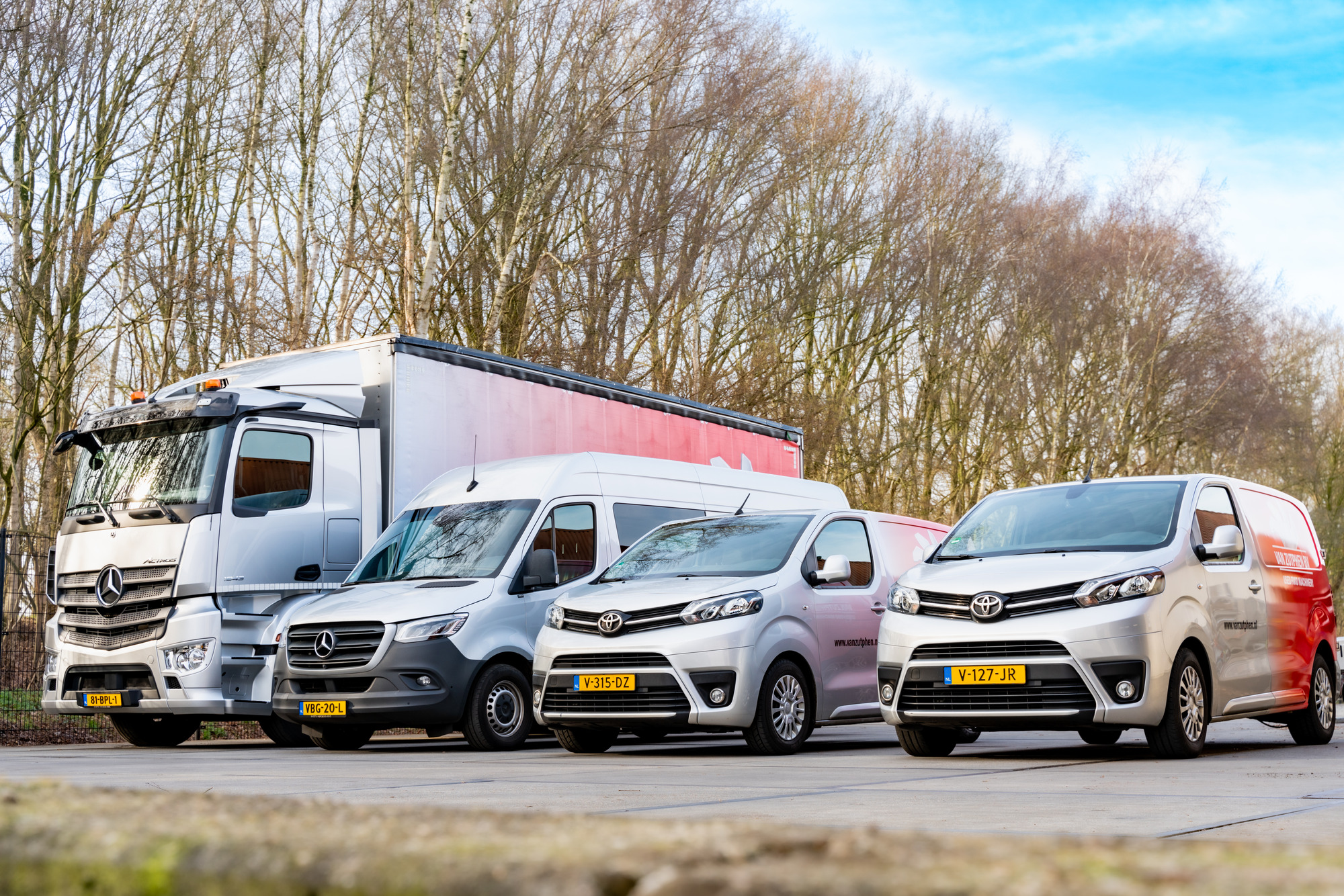 Handelsonderneming P.A. van Zutphen B.V. - 판매 중인 차량 undefined : 사진 2