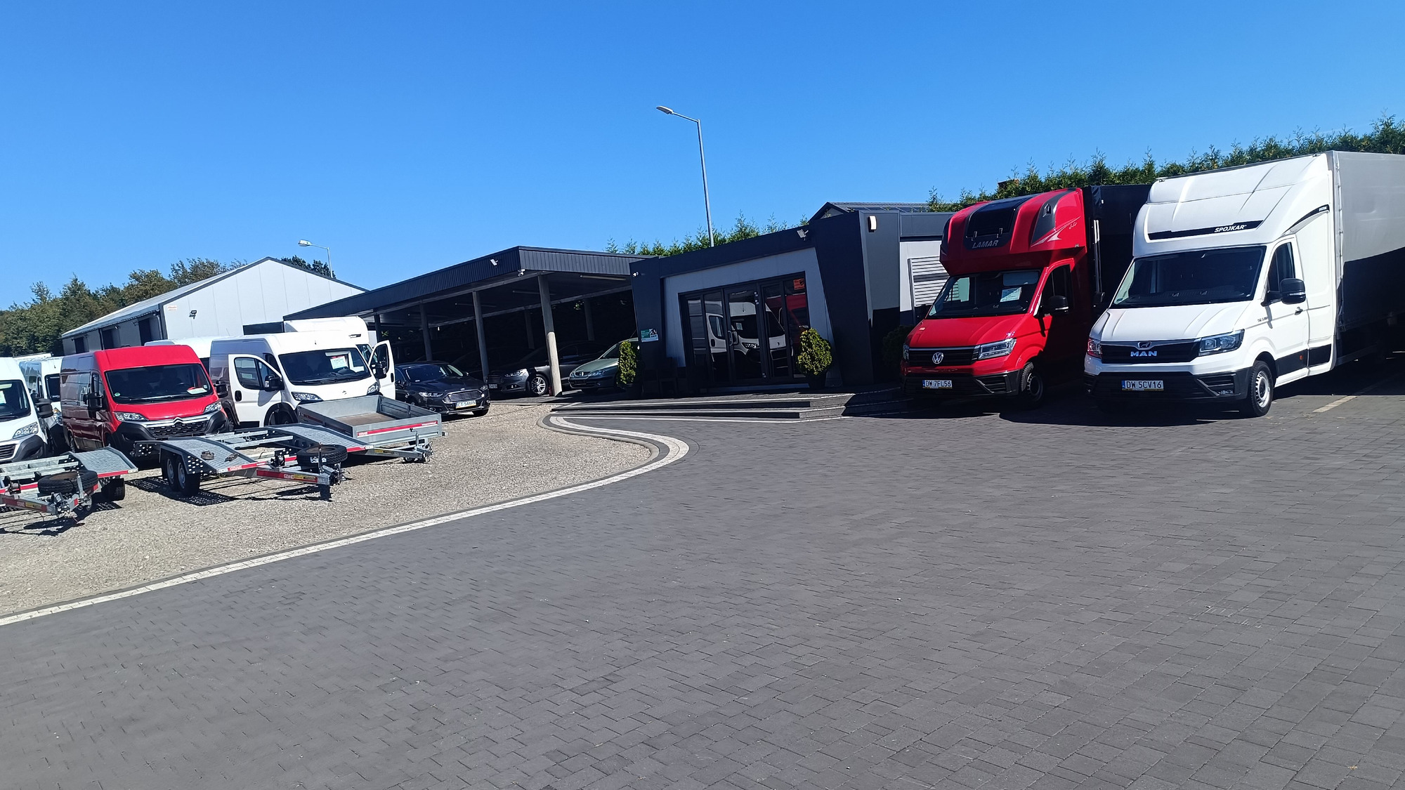 Zbigniew Stachera Przedsiębiorstwo Handlowo Usługowe "PLUS" - 판매 중인 차량 undefined : 사진 3