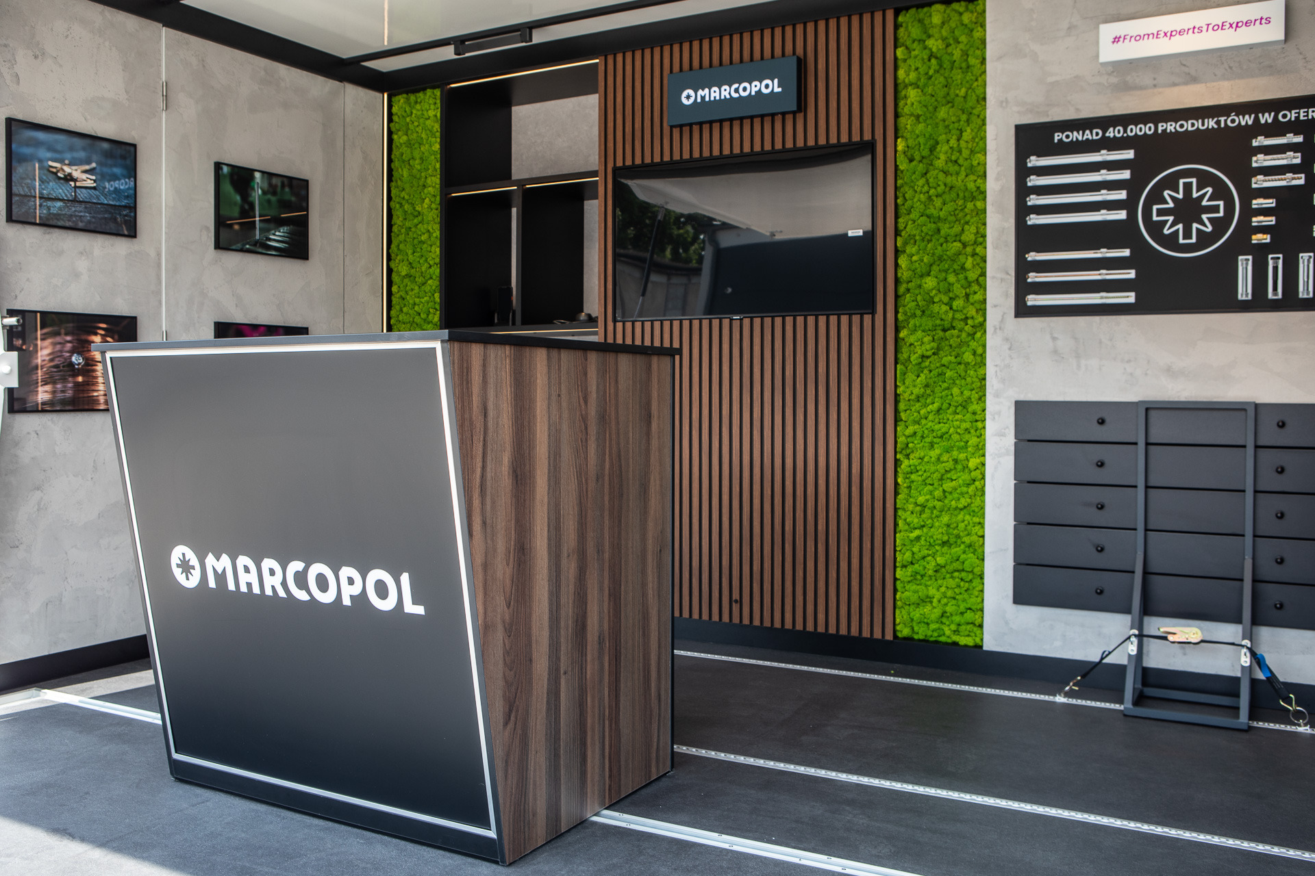 IDEX Denys Kharlamov - 트레일러 - 년: 2025 undefined : 사진 27