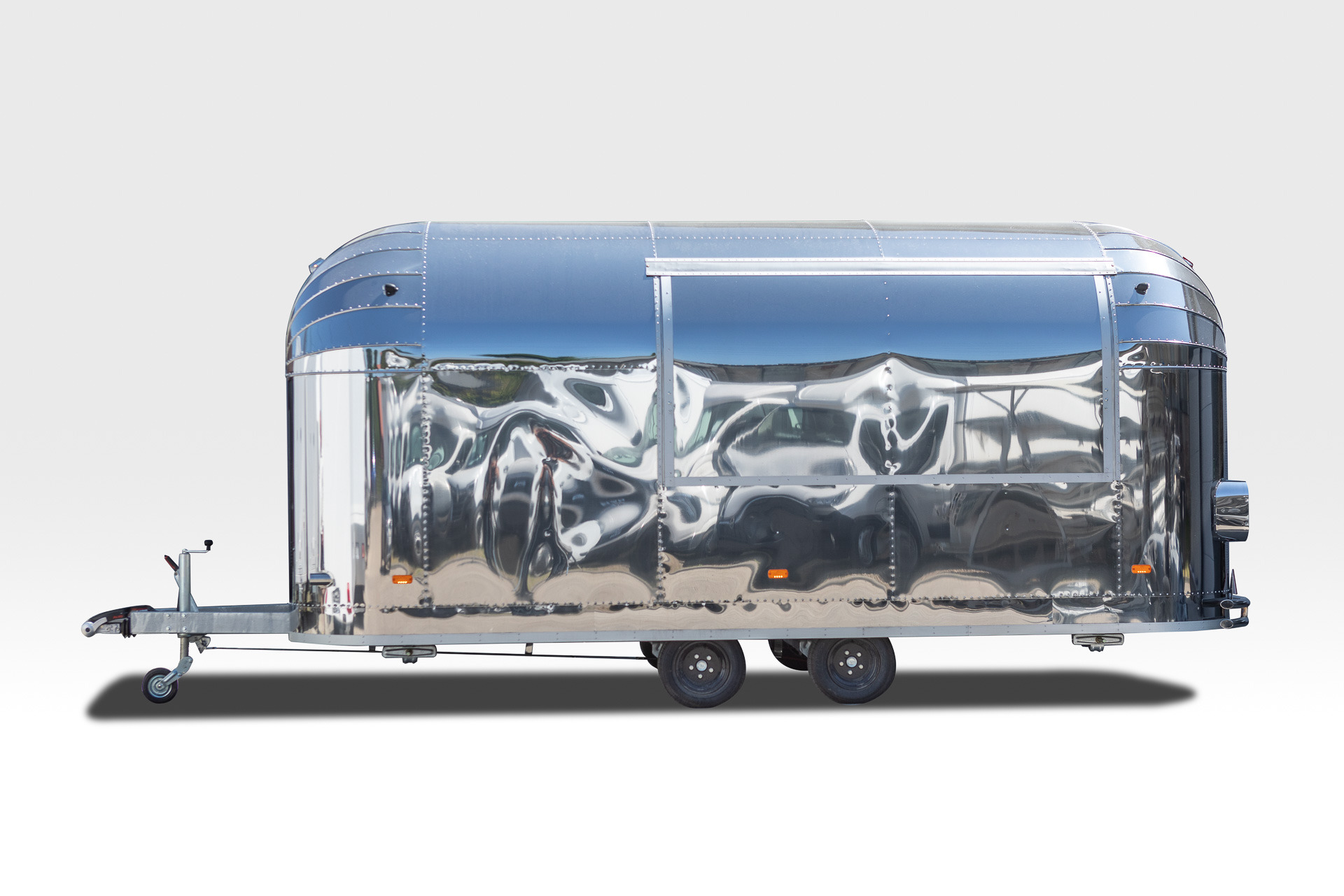 IDEX Denys Kharlamov - 트레일러 - 년: 2025 undefined : 사진 13