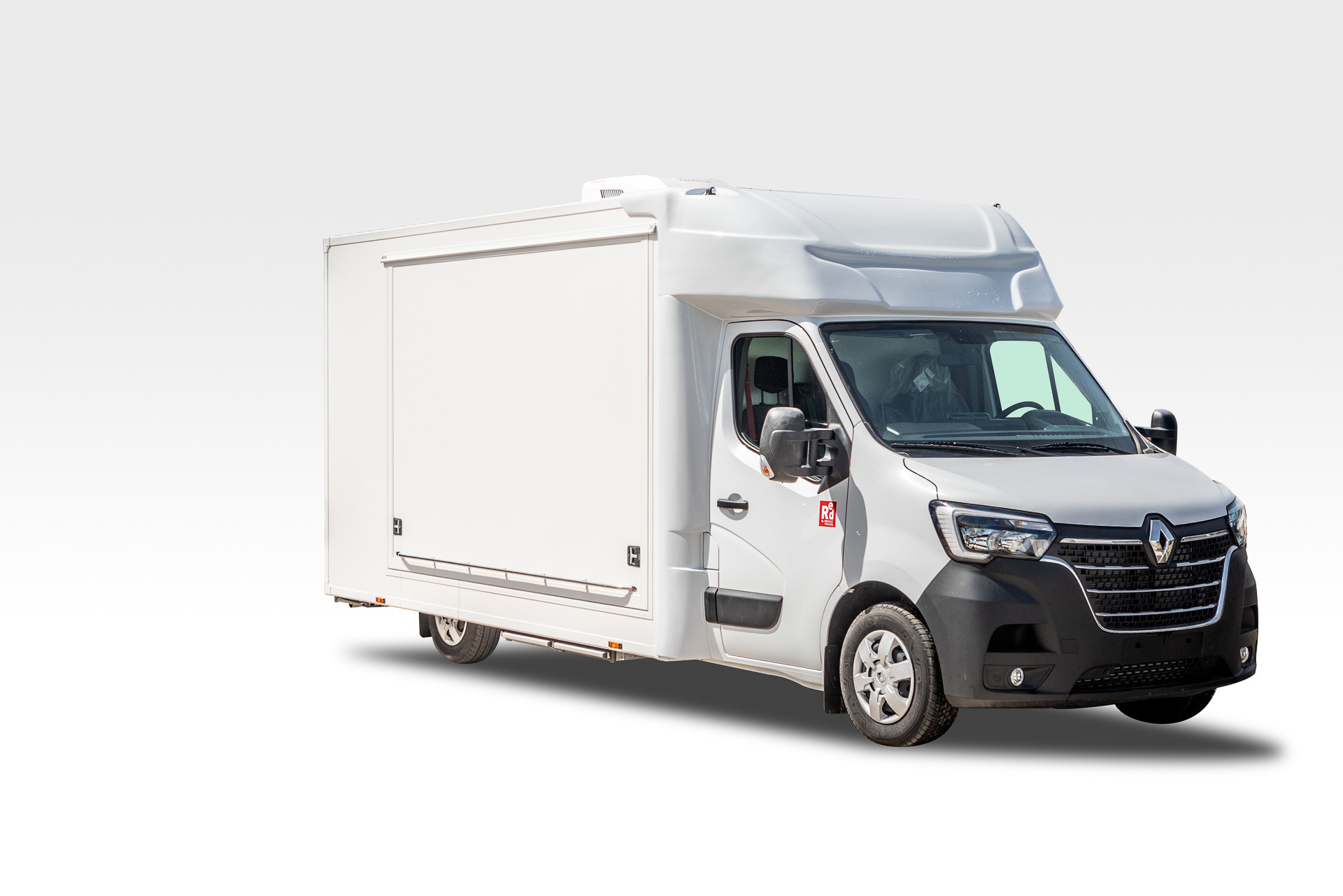 IDEX Denys Kharlamov - 트레일러 - 년: 2025 undefined : 사진 19