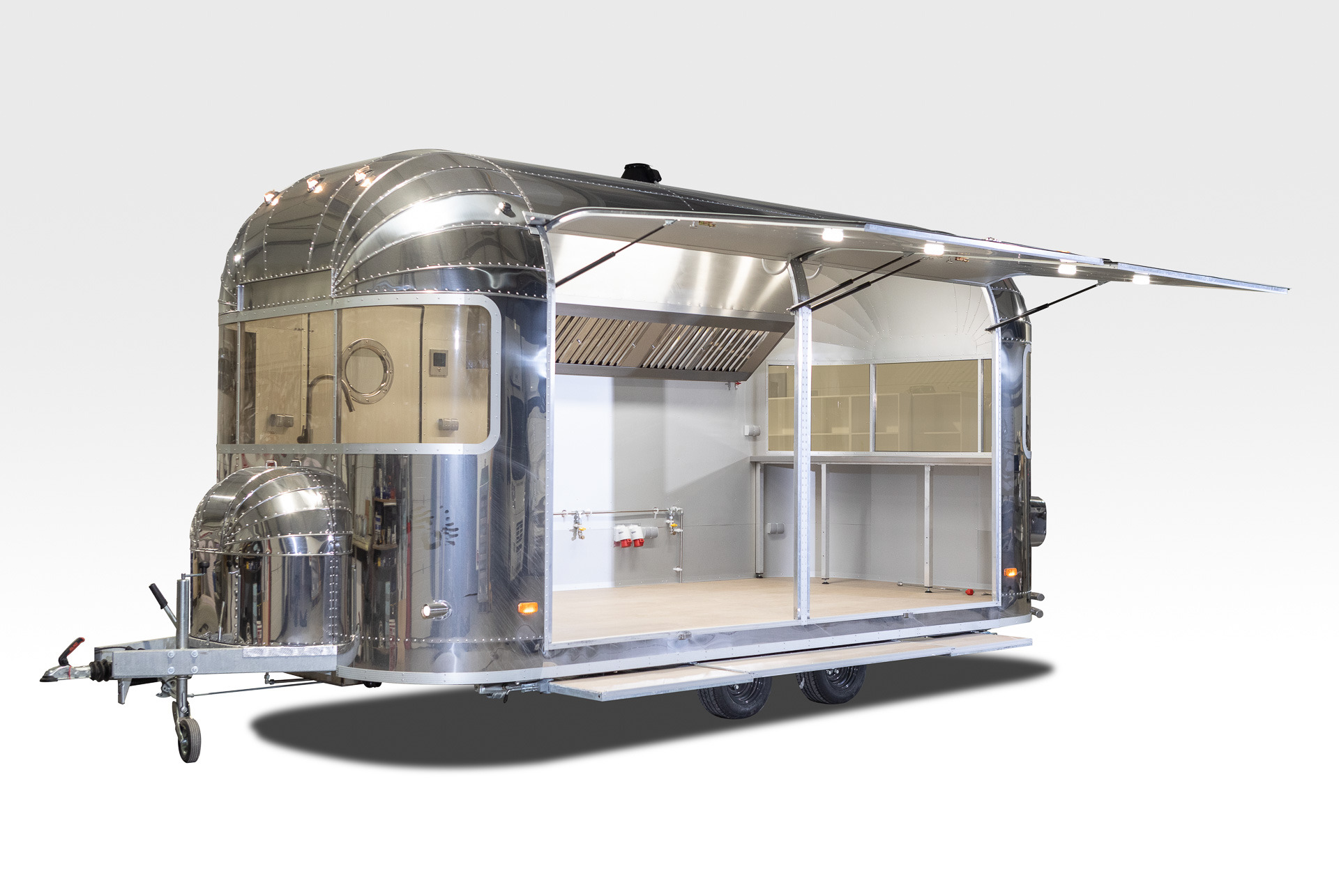 IDEX Denys Kharlamov - 트레일러 - 년: 2025 undefined : 사진 10