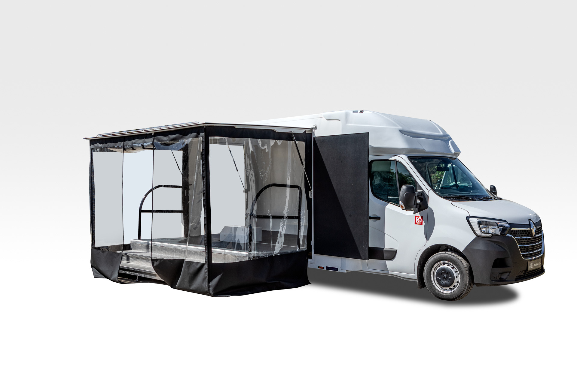 IDEX Denys Kharlamov - 트레일러 - 년: 2025 undefined : 사진 17