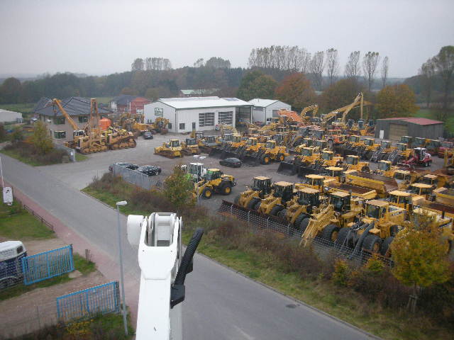 BAUMA Vermiet- und Handels GmbH - 건설기계 BOBCAT undefined : 사진 1