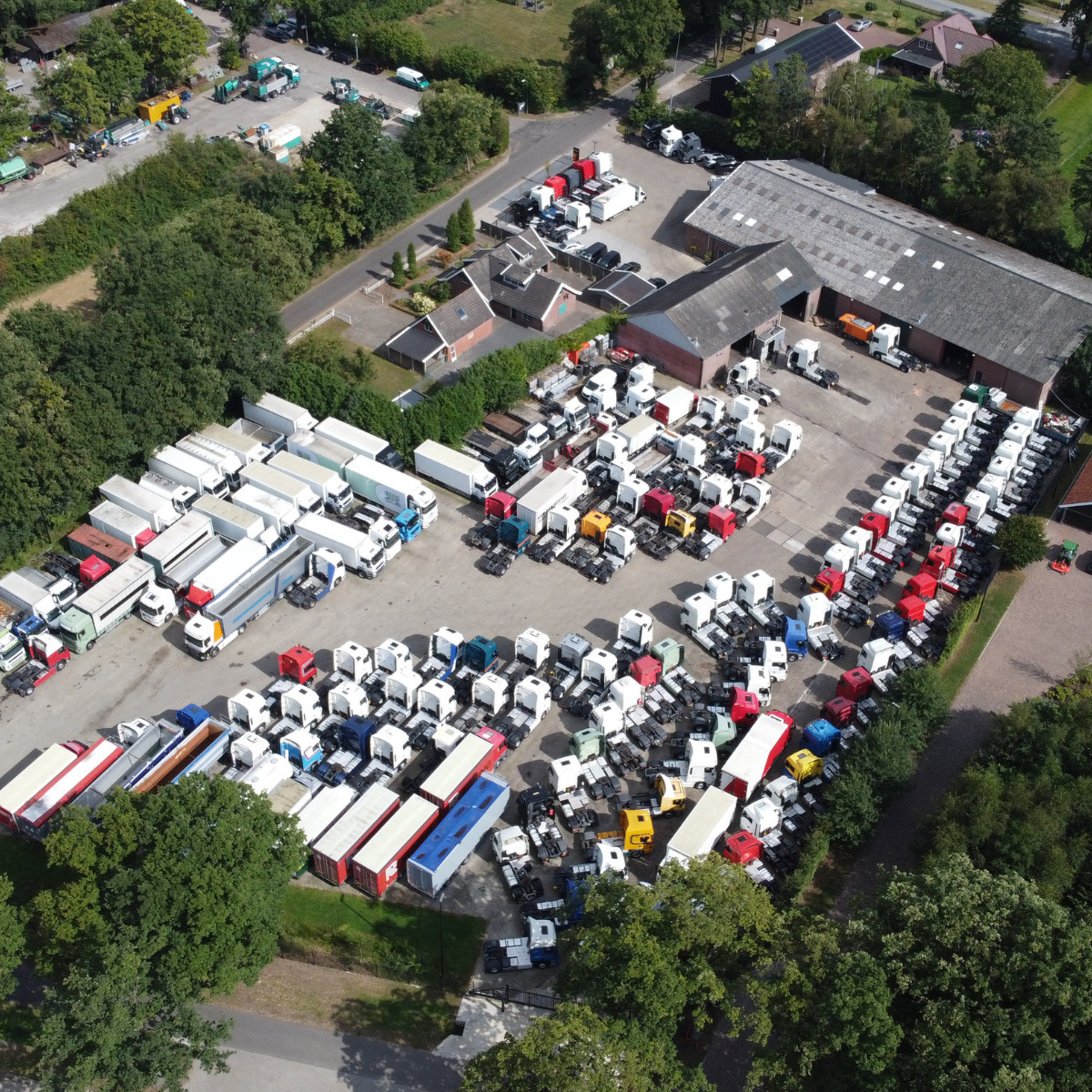 Hesselink Trucks B.V. - 세미 트레일러 - 년: 2014 undefined : 사진 7