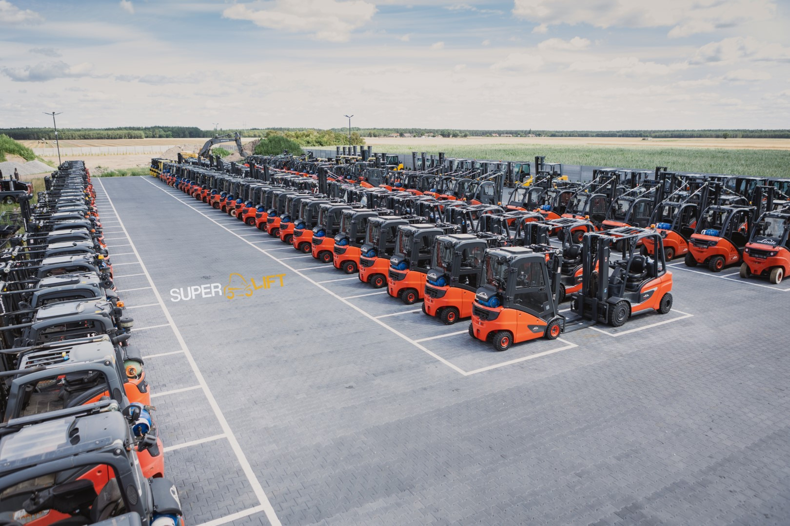 SUPERLIFT - 자재 취급 장비 - 년: 2014 undefined : 사진 2