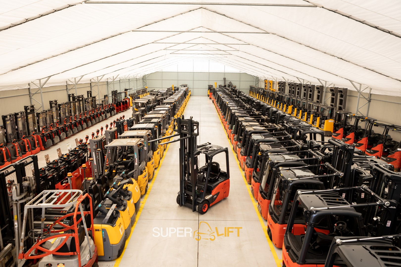 SUPERLIFT - 자재 취급 장비 - 년: 2014 undefined : 사진 1