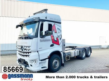 트랙터 유닛 MERCEDES-BENZ Arocs 3351