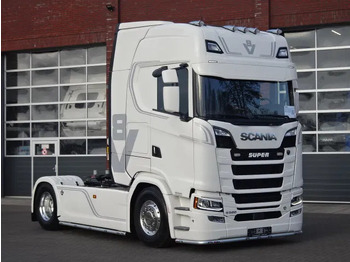 트랙터 유닛 SCANIA