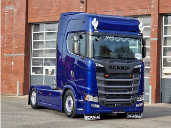 트랙터 유닛 SCANIA S 660 V8
